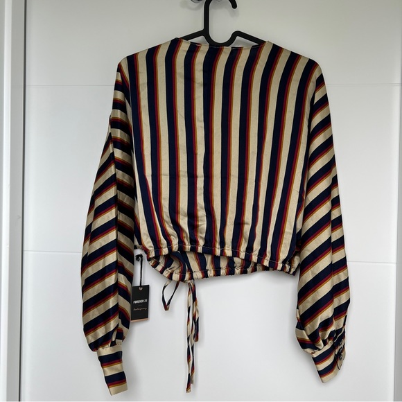 Forever 21 Crop Blouse in XS - Picture 2 of 5